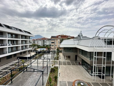 Alanya Alkü  Eğitim Araştırma Hastanesi yanındaki Plaza'da 2+1 Kiralık  Ofis